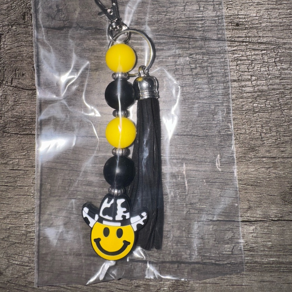Smiley Pirate Keychain with Yellow and Black Beads